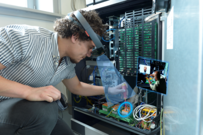 Remote_Assistance_Beispiel_HFU Remote Assistance ( © Hochschule Furtwangen)