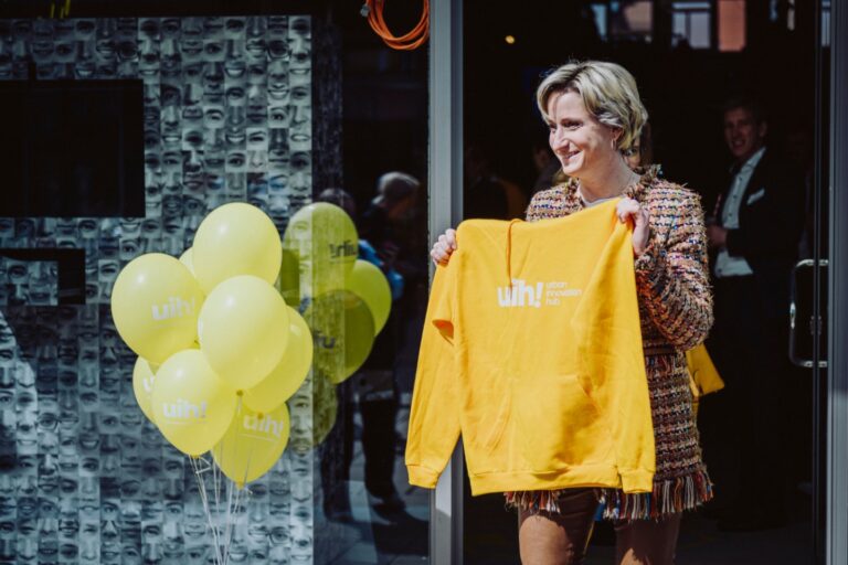 Wirtschaftsministerin eröffnet Innovationslabor „Urban Innovation Hub“