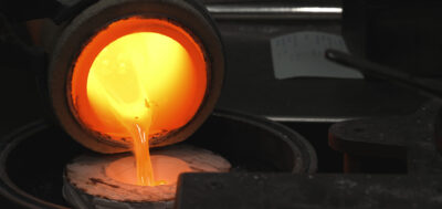 Abbildung 3 Nach der Prüfung des Schmuckstücks durch den 3D-Prototypen wird es gegossen. © Kalman Hafner