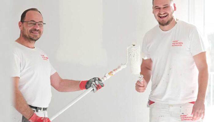 Abbildung 2 Mitarbeitende bei der Arbeit © schiegl GmbH