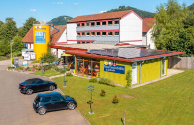 Abbildung 5 Mühle und „MühlenLaden“ © Obere Mühle Gosbach