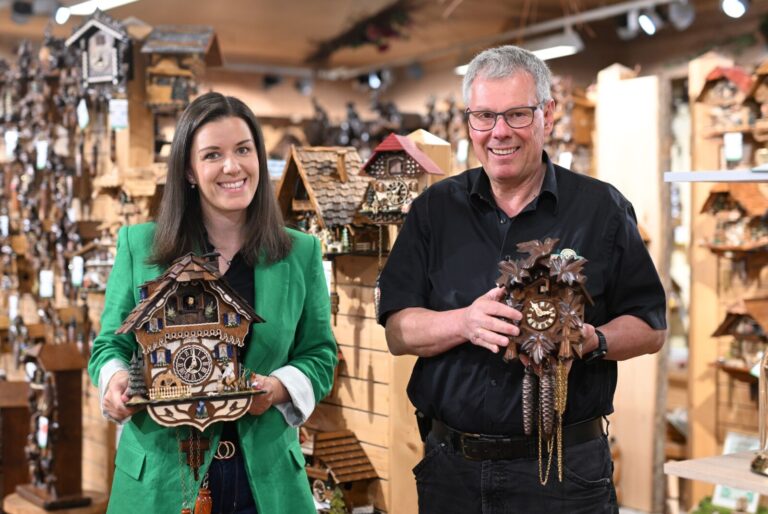 Haus der 1000 Uhren: Tradition und Moderne vereint – Stationärer Einzelhandel und digitale Technologien für den B2C-Markt